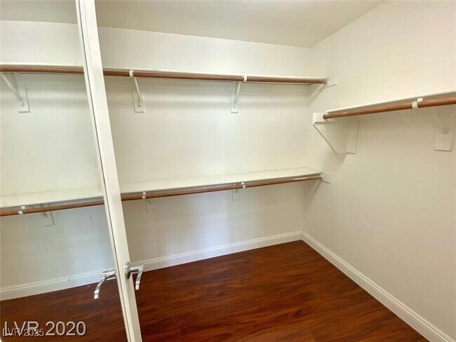 Building Photo - 8869 Skyline Peak Ct