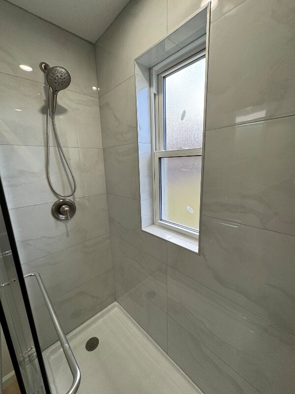 Building Photo - 34 Cross St