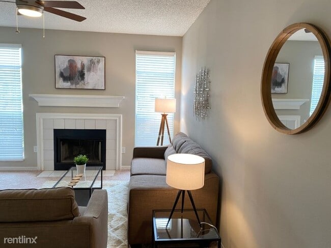 Building Photo - 2 br, 2 bath Townhome - 3401 Skysail Place