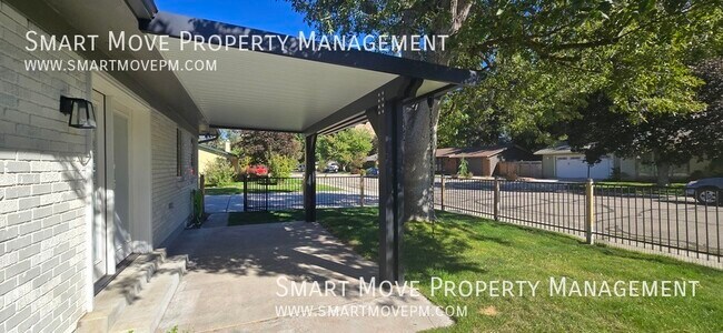 Building Photo - 4298 Catalpa-