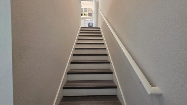 Building Photo - 16221 Admirals Cove Ln