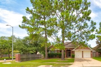 Building Photo - 3203 Amerson Dr