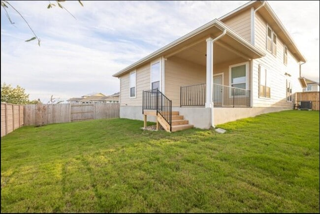 Building Photo - 353 Spiny Lizard Ln