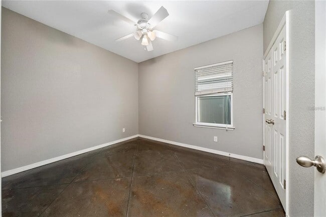 Building Photo - 2893 Whispering Trails Dr