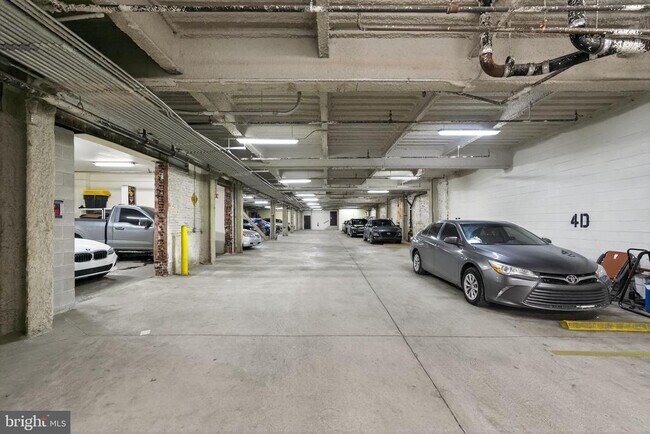 Building Photo - 926 N 3rd St