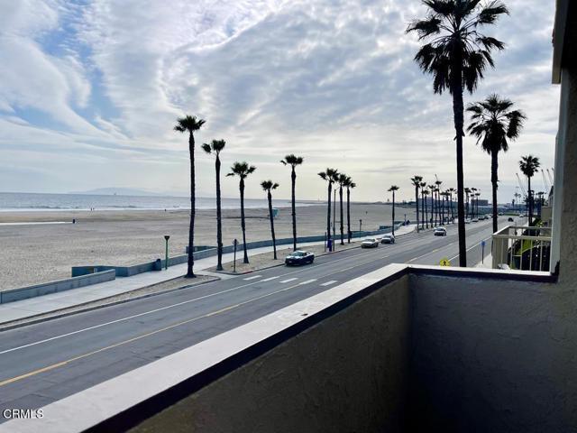 Building Photo - 343 E Surfside Dr