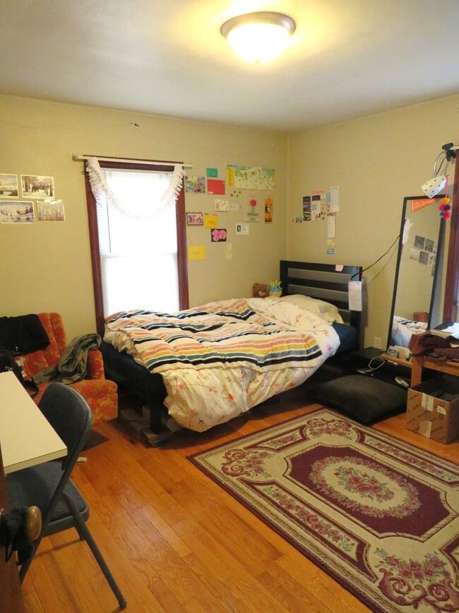 Building Photo - 620-622 Ripley Ave