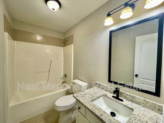 Building Photo - 216 Cobblestone Dr