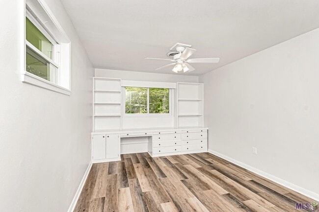 Building Photo - 8245 Rainbow Dr