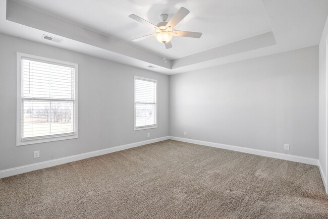 Building Photo - 4 Bedroom Home For Rent Near Post!