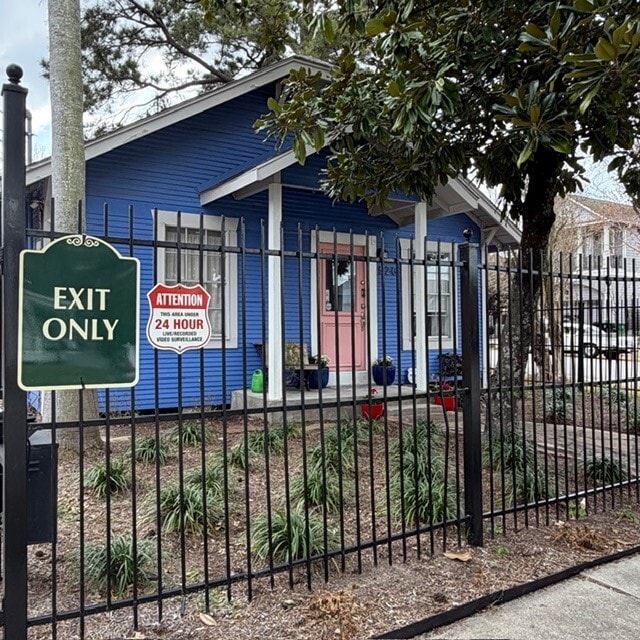 Building Photo - 520 W 14th St