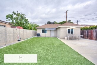 Building Photo - Bright 2BD Back House in Temple City Unified School District – Washer/Dryer Included. Separate En...