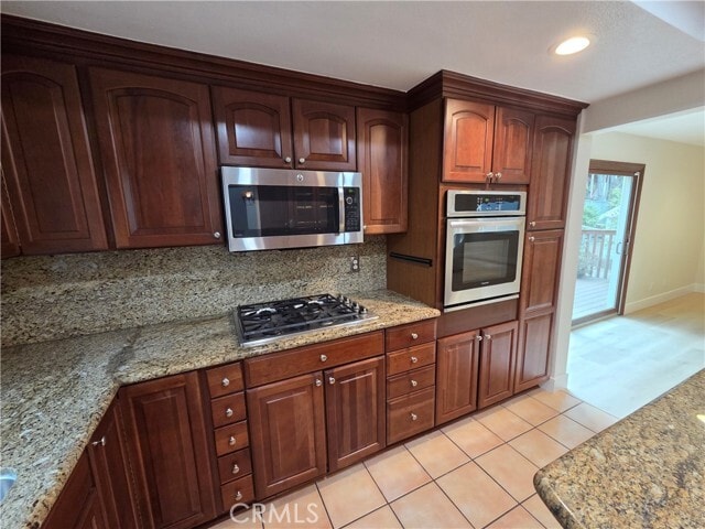 Building Photo - 24776 Glenwood Dr