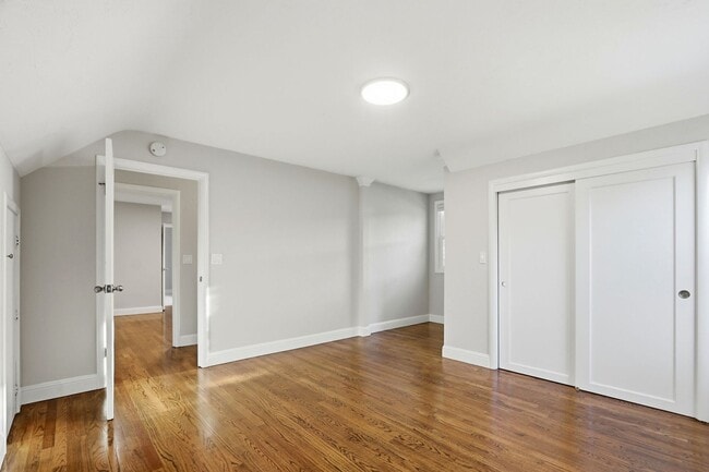 Building Photo - Gorgeous Large Lot 4-Bedroom Saratoga Home