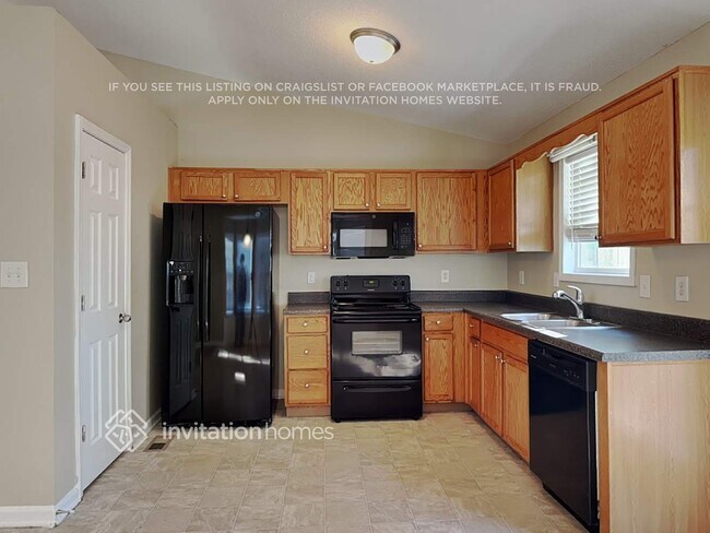 Building Photo - 112 Hunter Pl