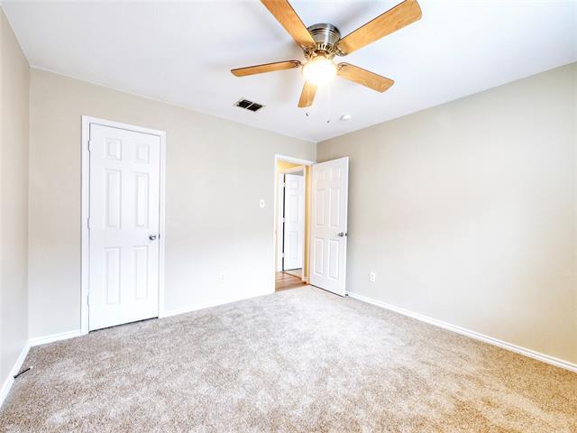 Building Photo - 2602 Buckskin Dr