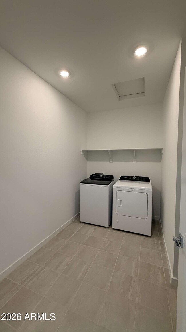 Building Photo - 2379 Fortana Dr