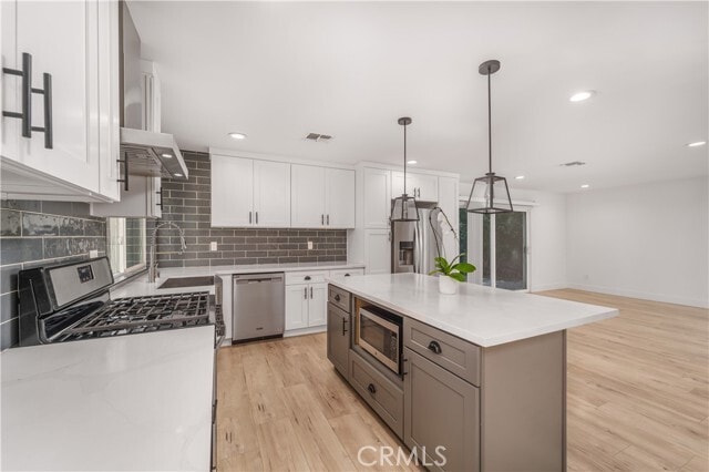 Building Photo - 6222 Wynne Ave