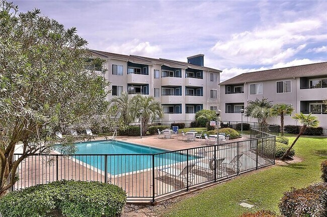 Building Photo - 1490 Harbor Dr