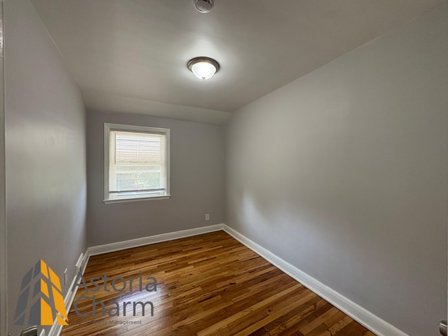 Building Photo - Warm & Welcoming 3 Bed, 2 Bath Home with C...