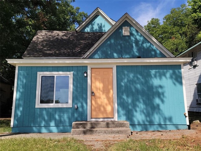 Building Photo - 506 N Beard Ave