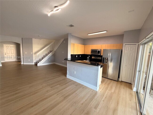 Building Photo - 10803 NW 83rd St