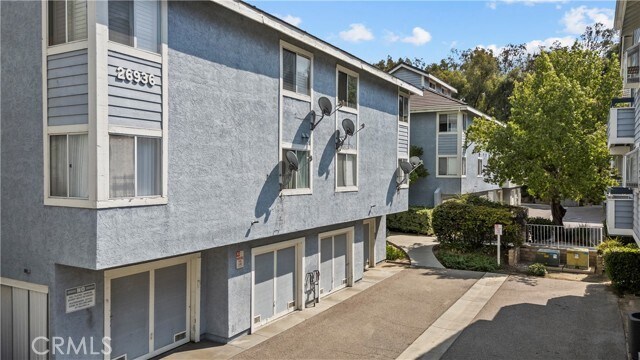 Building Photo - 26936 Flo Ln