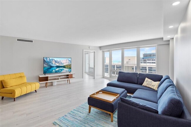 Building Photo - 4100 Galt Ocean Dr