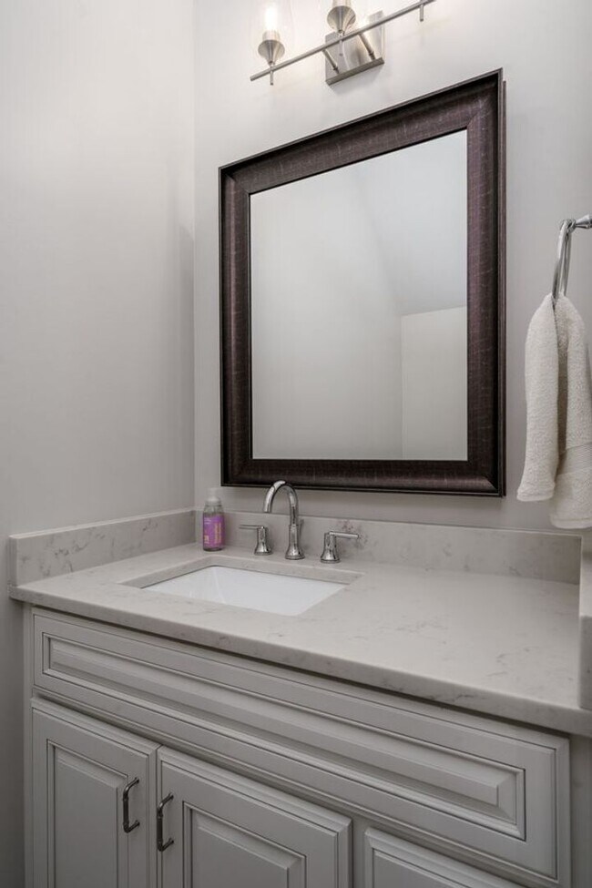 Building Photo - Beautiful 3 Bed 3.5 Bath Available Fall 2026! Move in Possible Prior to August!