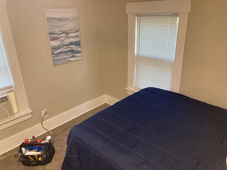 Building Photo - 1245 Van Dorn St