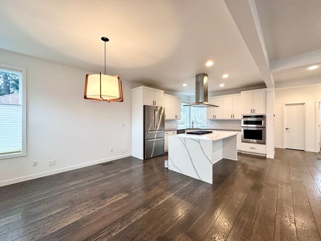 Building Photo - Exceptional Modern 3-Story Single-Family Home Near Woodstock