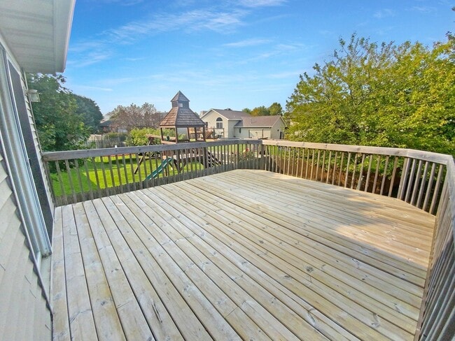 Building Photo - 3647 Ironwood Ct SW