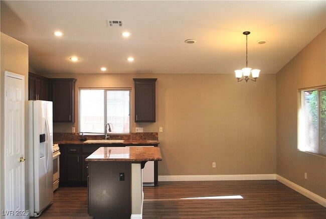 Building Photo - 9955 Burton Lake Ct