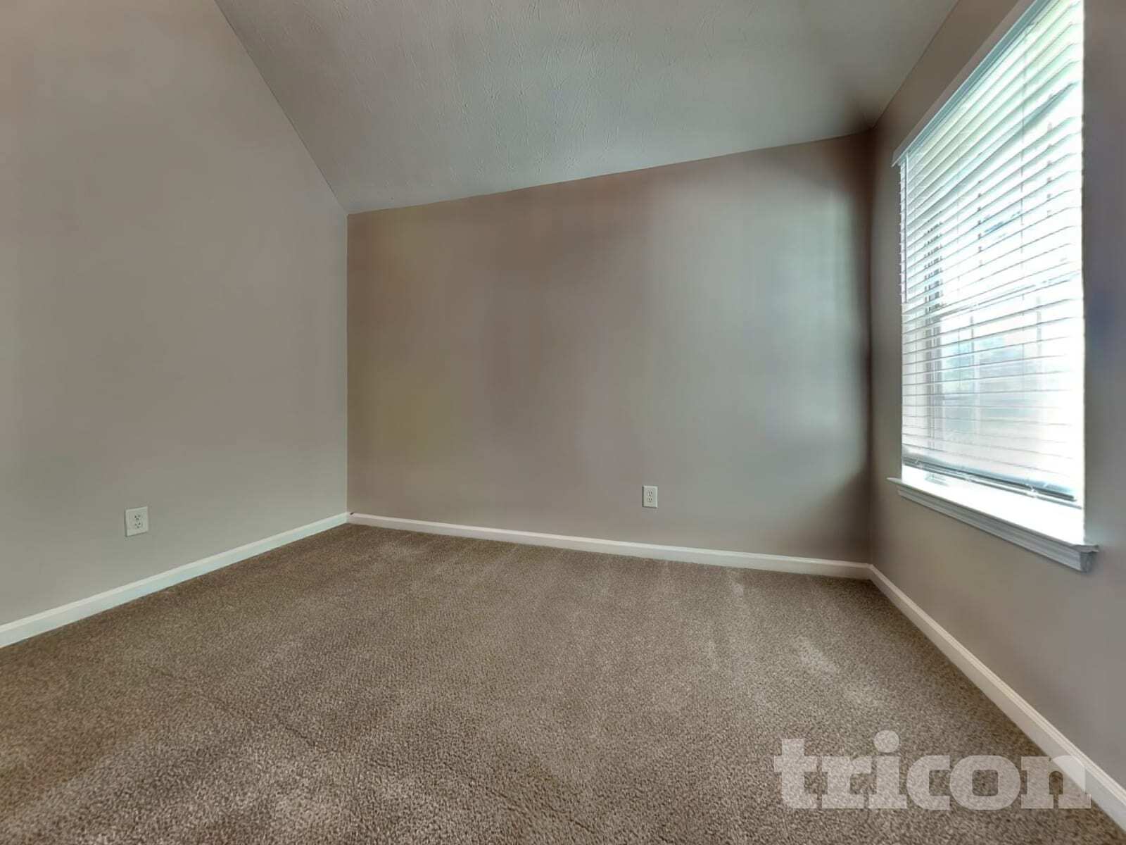 Building Photo - 70 Emerson Trail