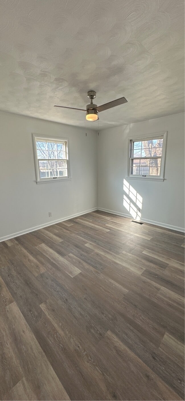 Building Photo - 200 Staggs Dr