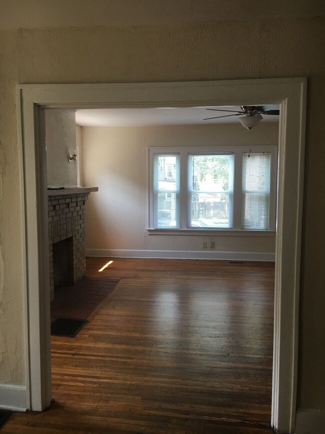 Building Photo - 2476 Adams Ave