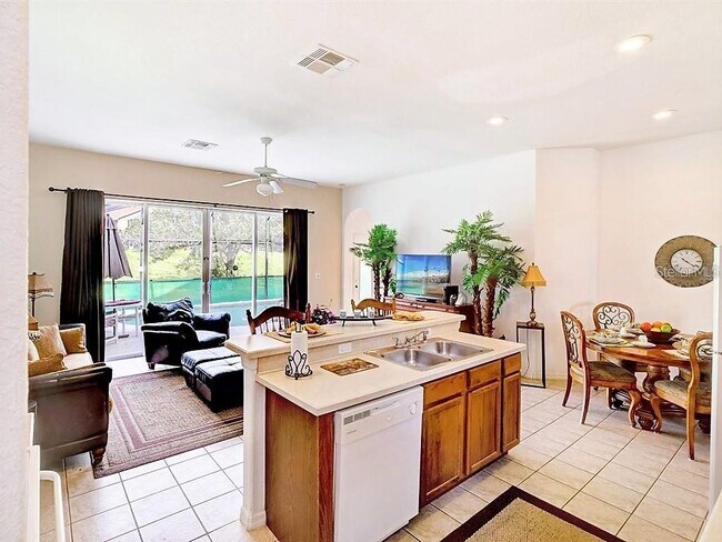 Building Photo - 153 Vizcay Way