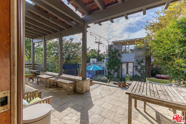 Building Photo - 3234 Ettrick St