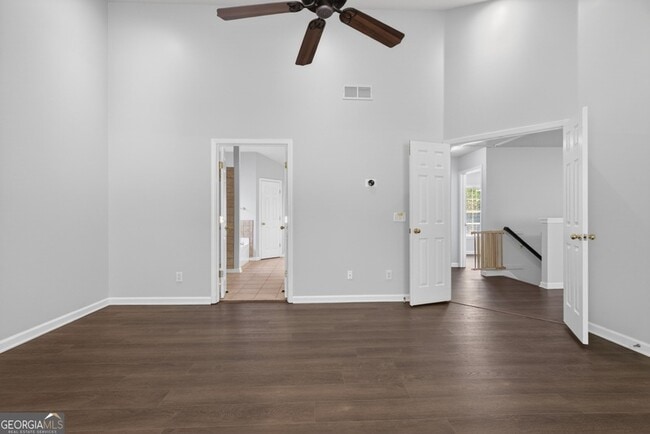 Building Photo - 28 Stonehenge Ct