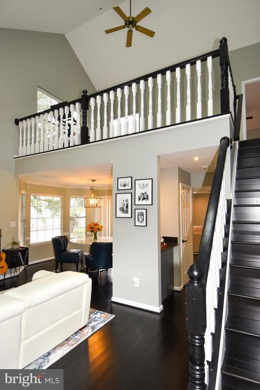 Building Photo - 406 Fortress Way