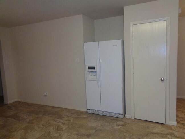 Building Photo - 12319 Chute Forest Ct