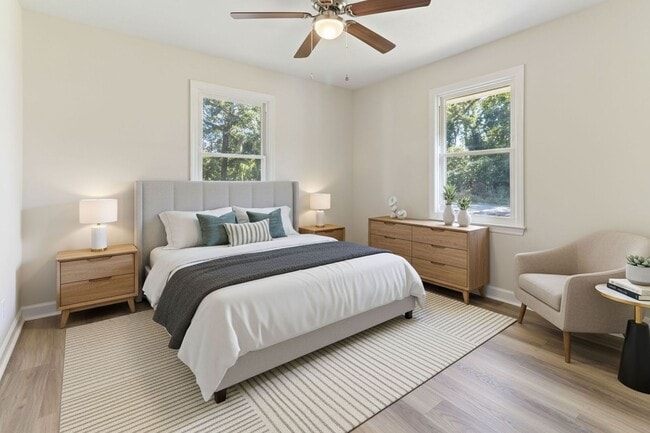 Building Photo - 1106 Bullard St