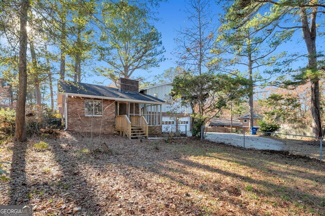 Building Photo - 1870 Sandgate Cir SW