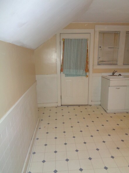 Building Photo - 51 South St