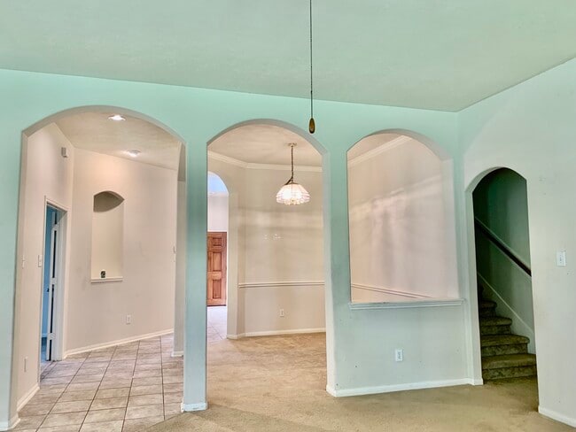 Building Photo - 7827 Iris Glen Ln