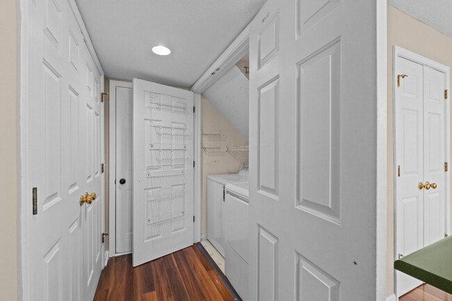 Building Photo - Beautiful 4 Bedroom Home in Fishers!