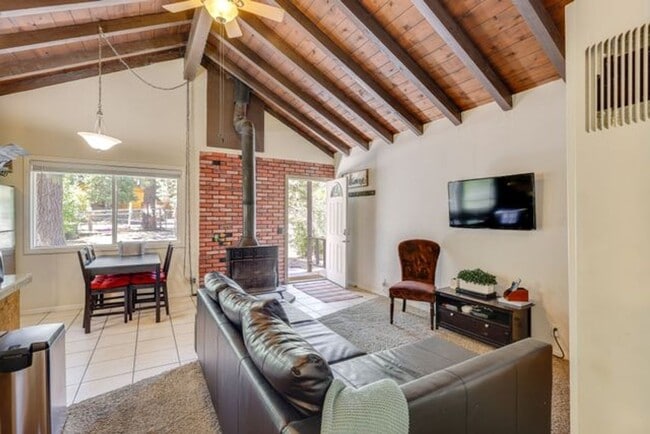 Building Photo - Welcome Home