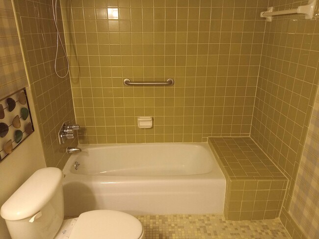 BATHROOM - 5201 Atlantic Blvd