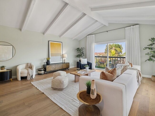 Building Photo - 1141 Stanford Ave