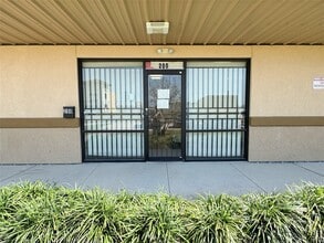 Building Photo - 12317 Bellaire Blvd